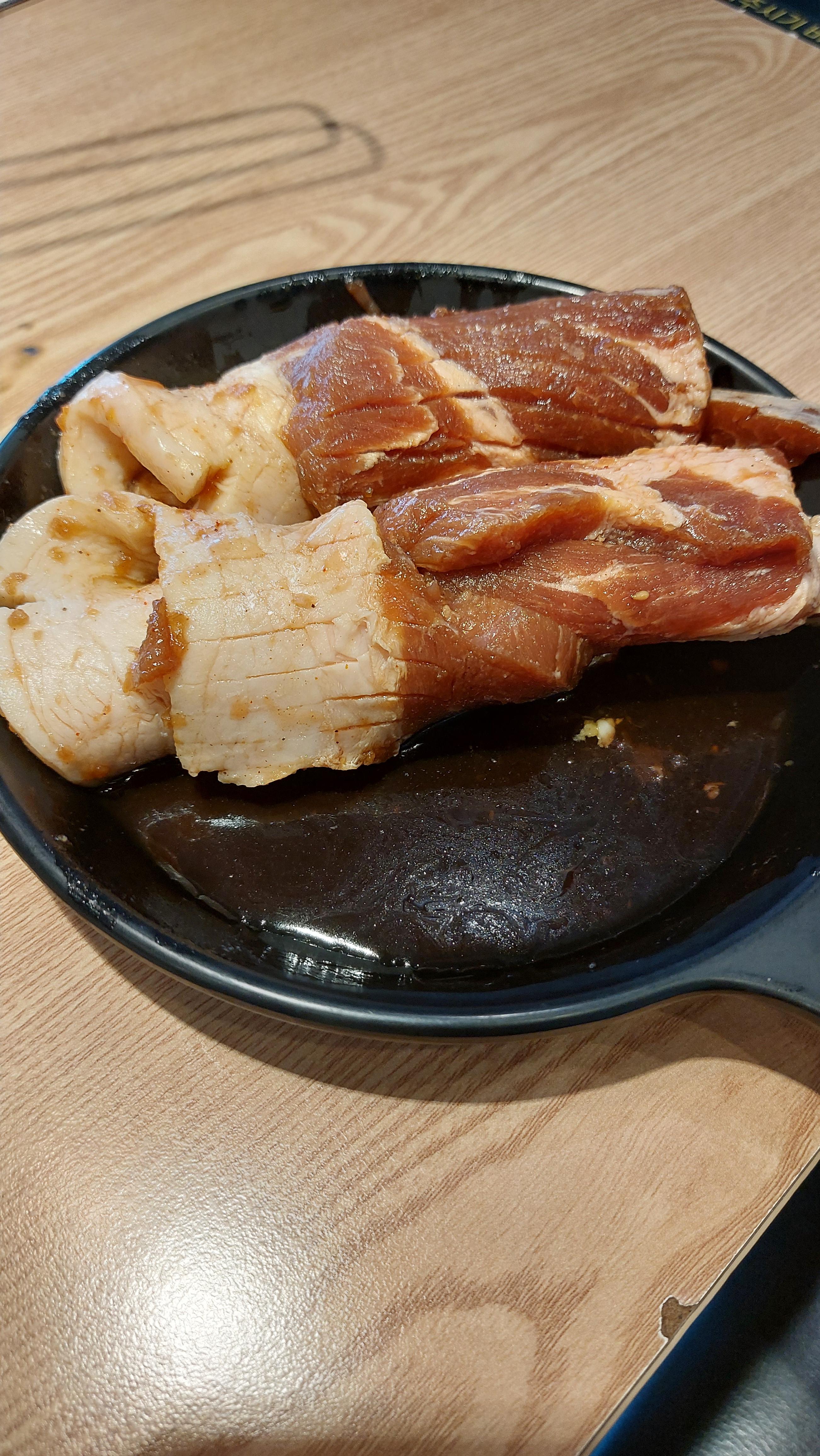 명륜진사갈비 대전목원대점 첫번째 제공되는 갈비