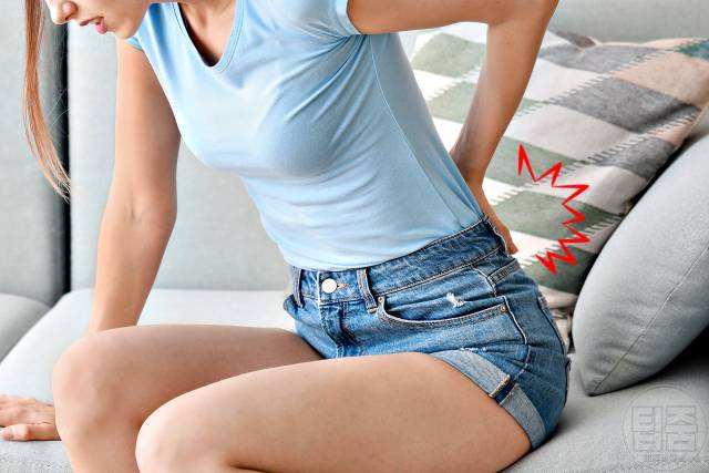 허리디스크 증상 자가진단 까치발 척추관협착증 차이