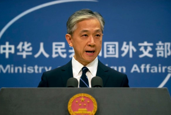 왕원빈 중국 외교부 대변인과 싱하이밍 주한중국대사