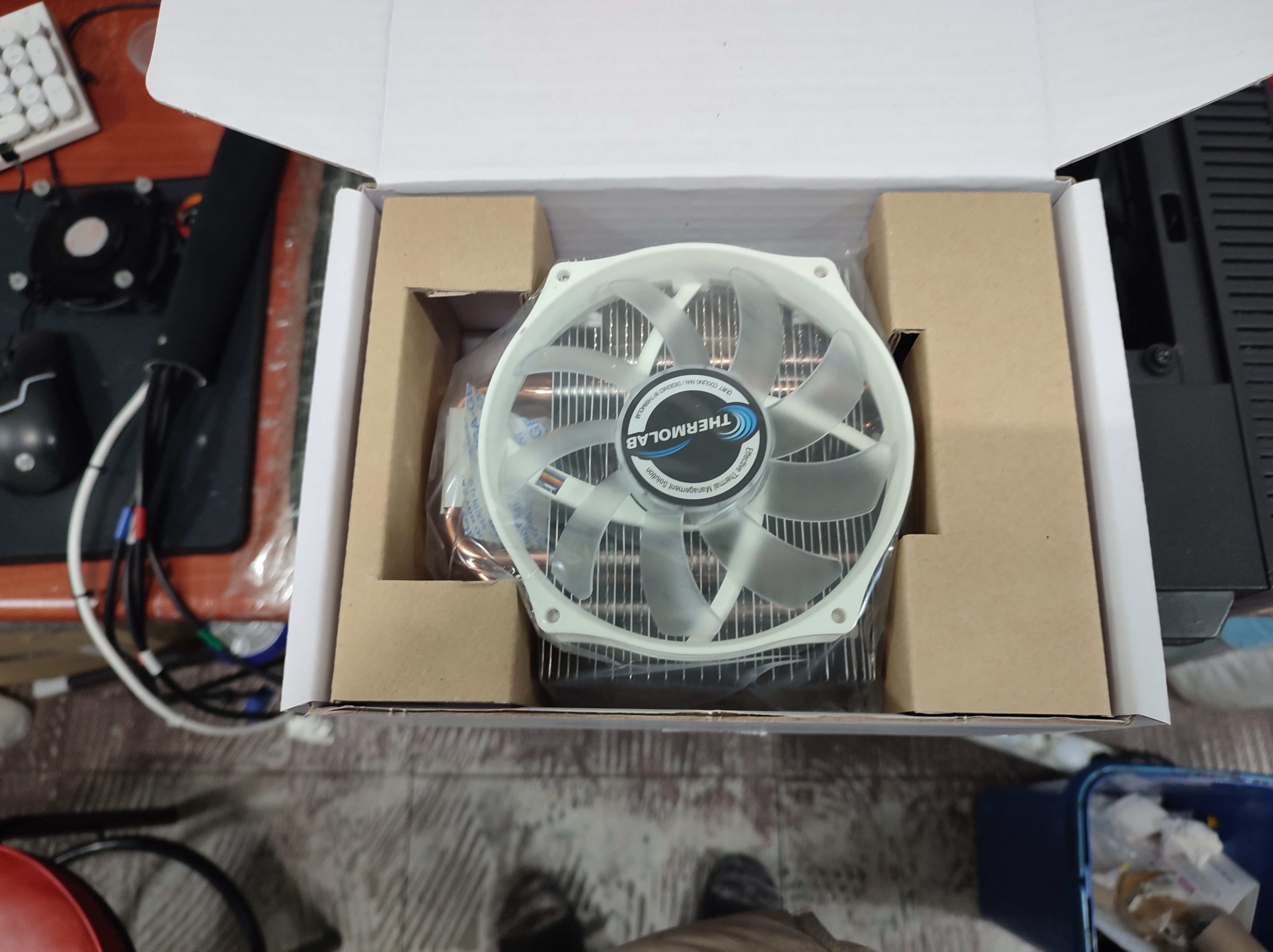 써모랩 트리니티 LED 쿨러