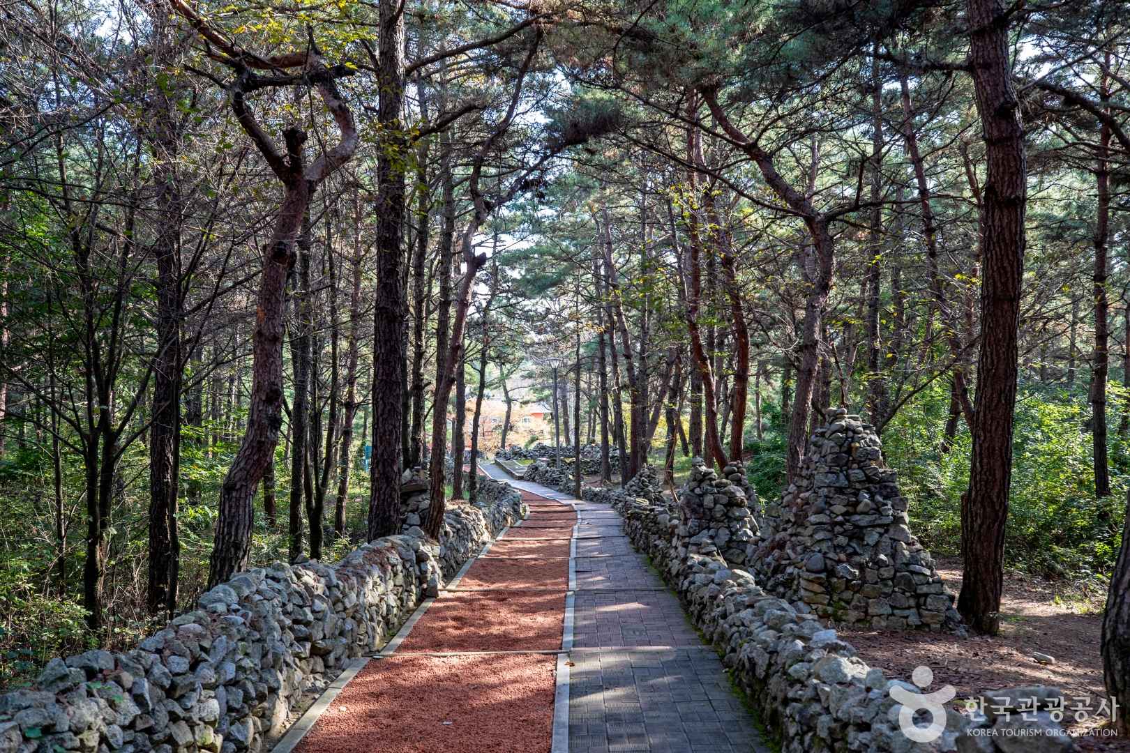 경천대 국민관광지 황토길