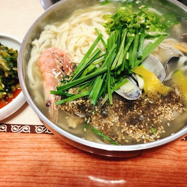 오늘N 속초 홍게 장칼국수 맛집(오늘은 국수 먹는 날)