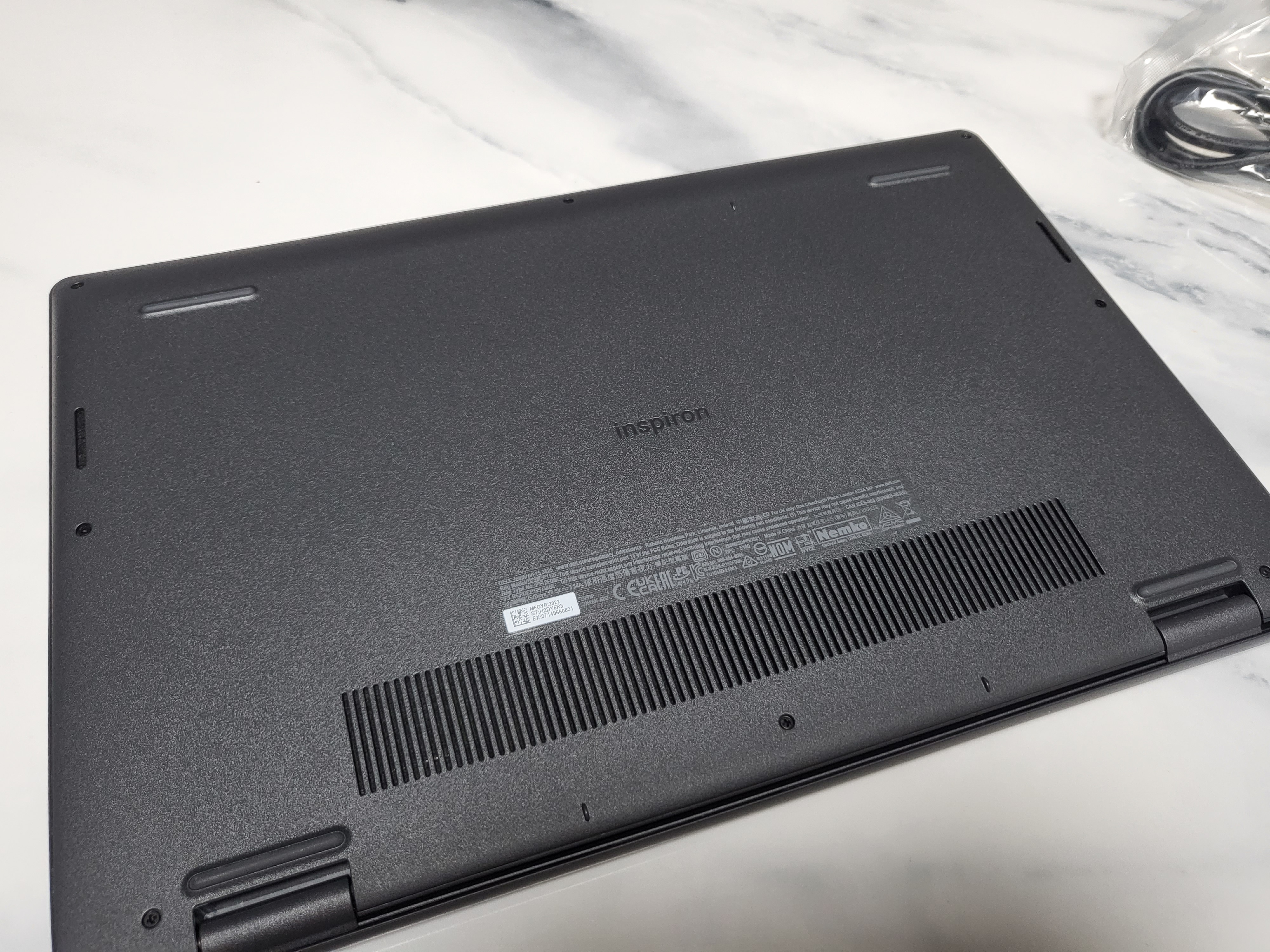 DELL-Inspiron 15 DN3525-WH02KR 노트북 후면