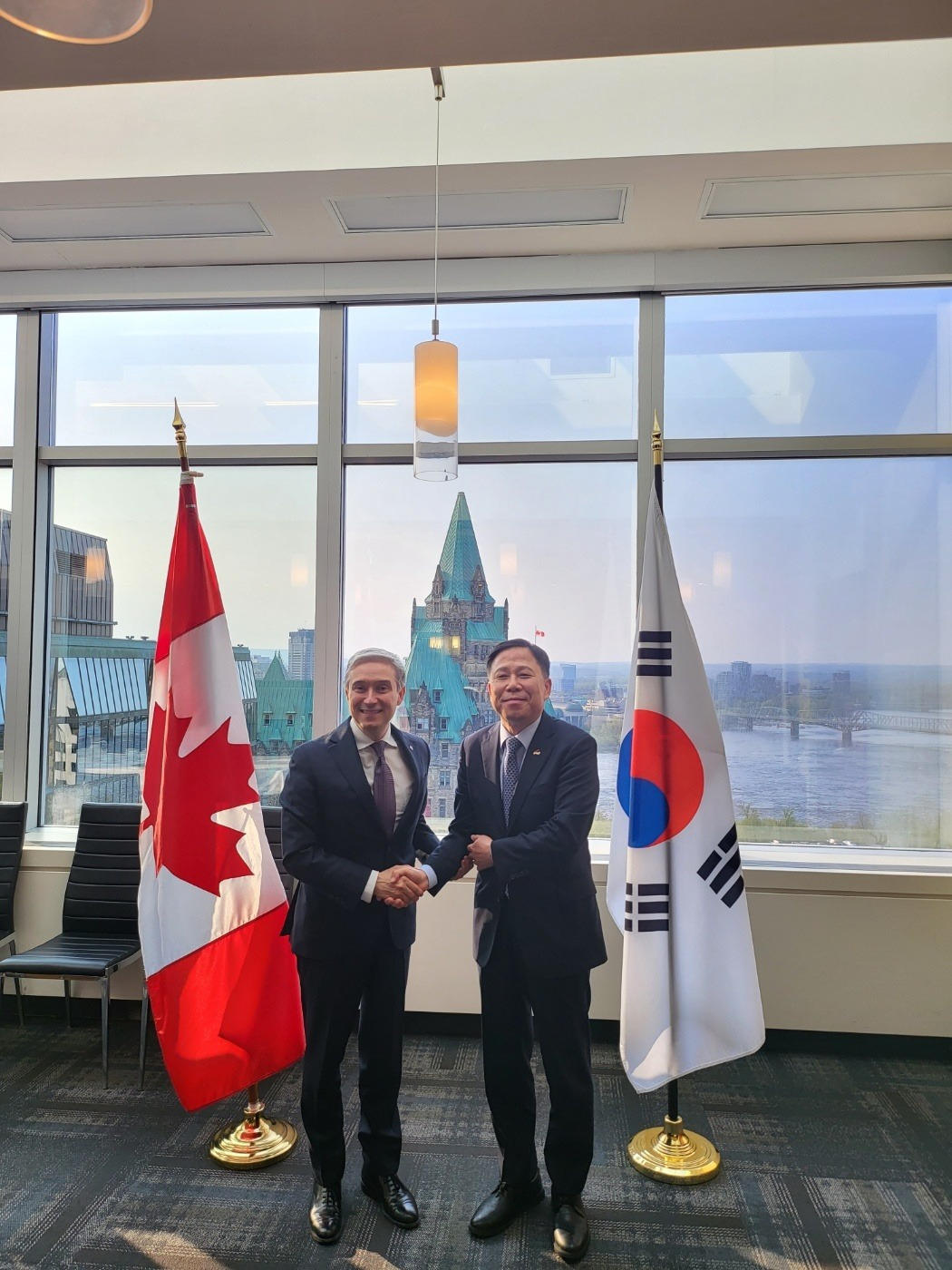 임웅순의 외교 경력