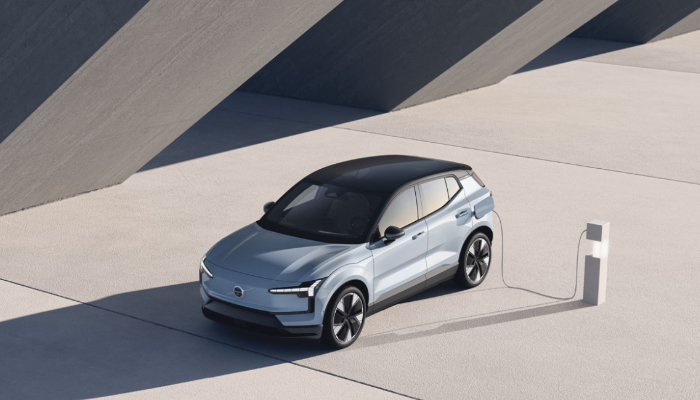 볼보 EX30 가격 제원 유지비 2025