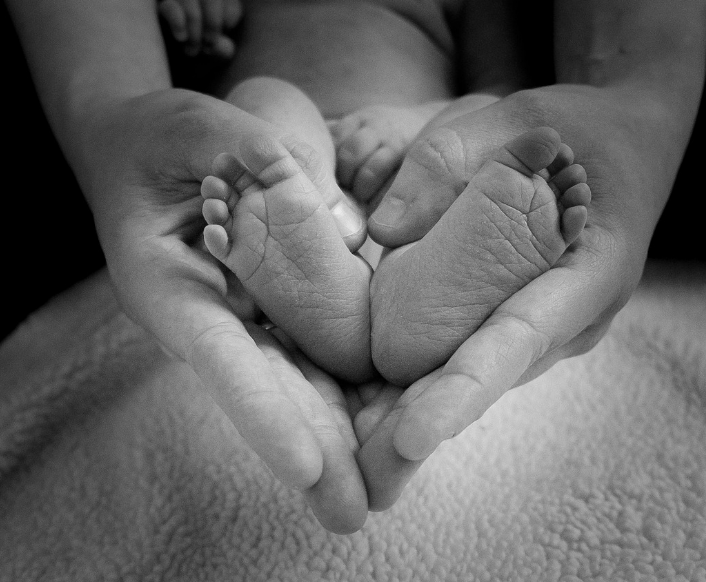 귀여운 아기 발