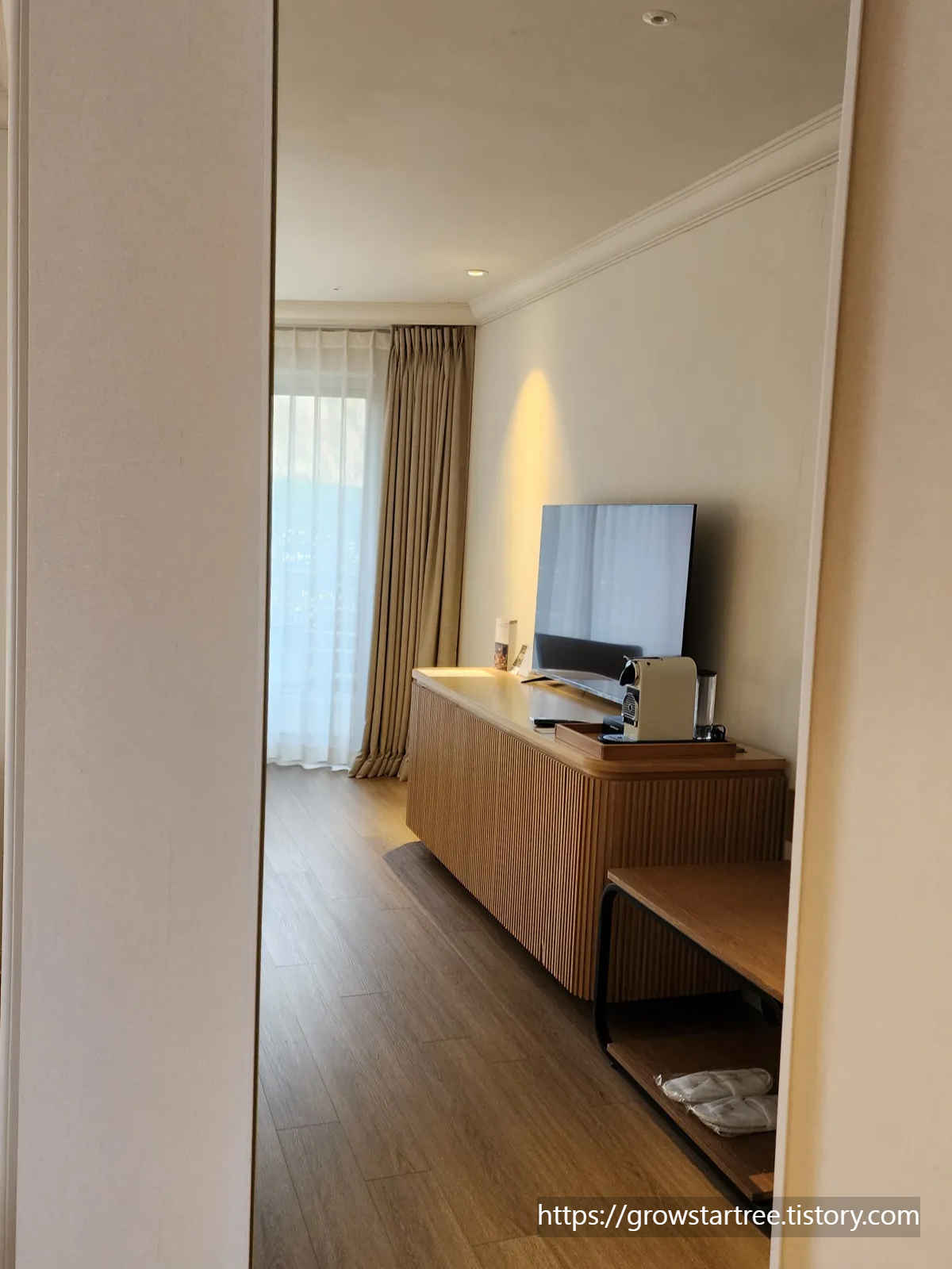 그랜드조선 제주 호텔 디럭스 스탠다드뷰 트윈룸