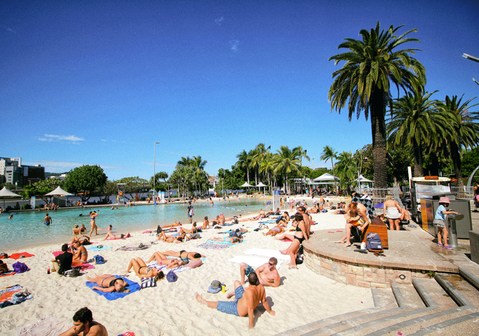 사우스뱅크 인공 비치