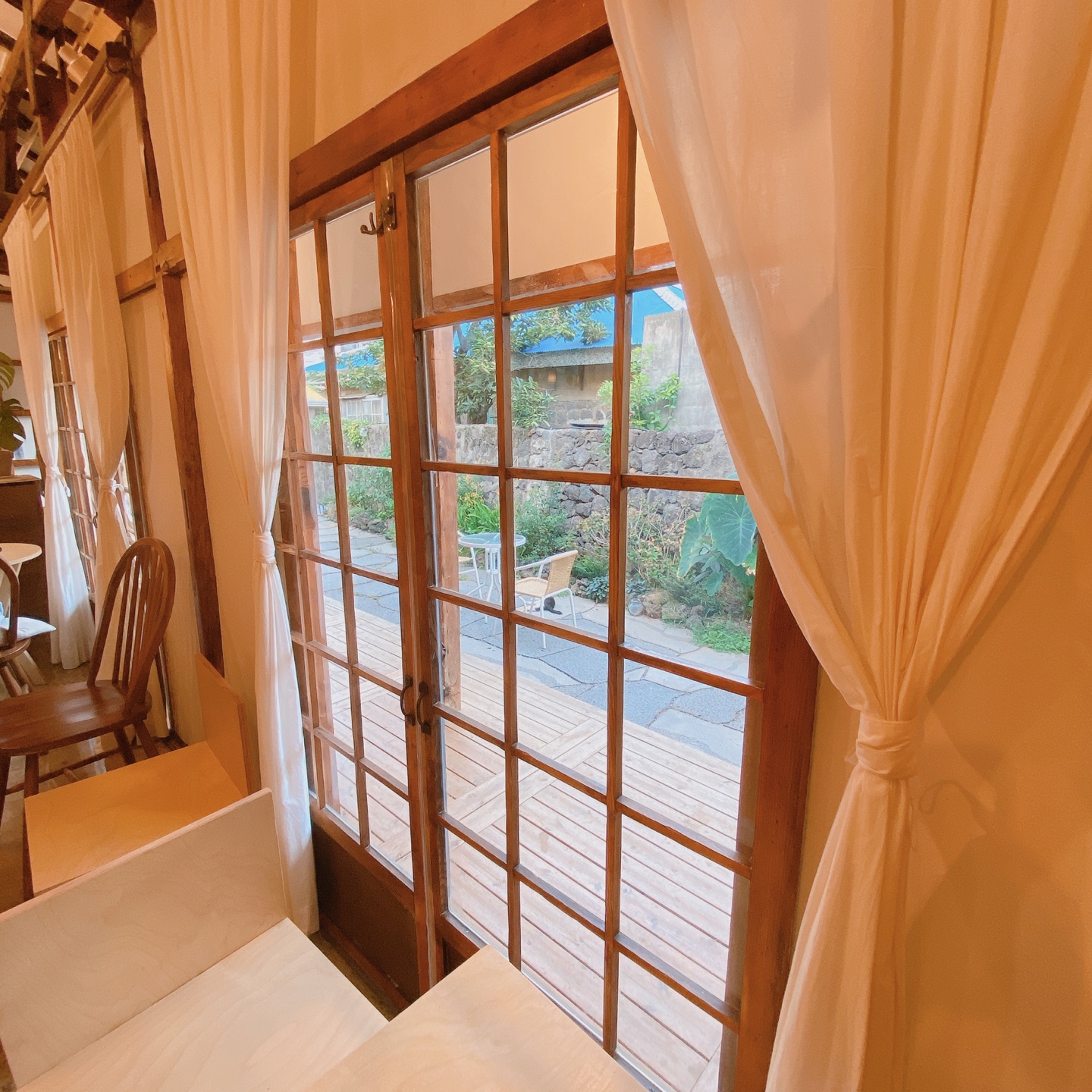 제주 동문시장 주택 구옥개조 북카페 무화과한입