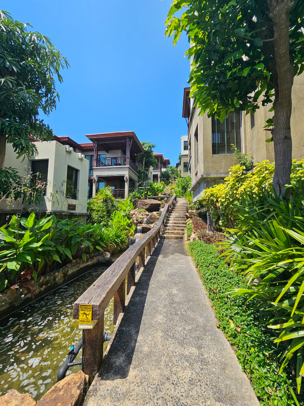 ํธํ
๋ก๋น ์ฌ์ง