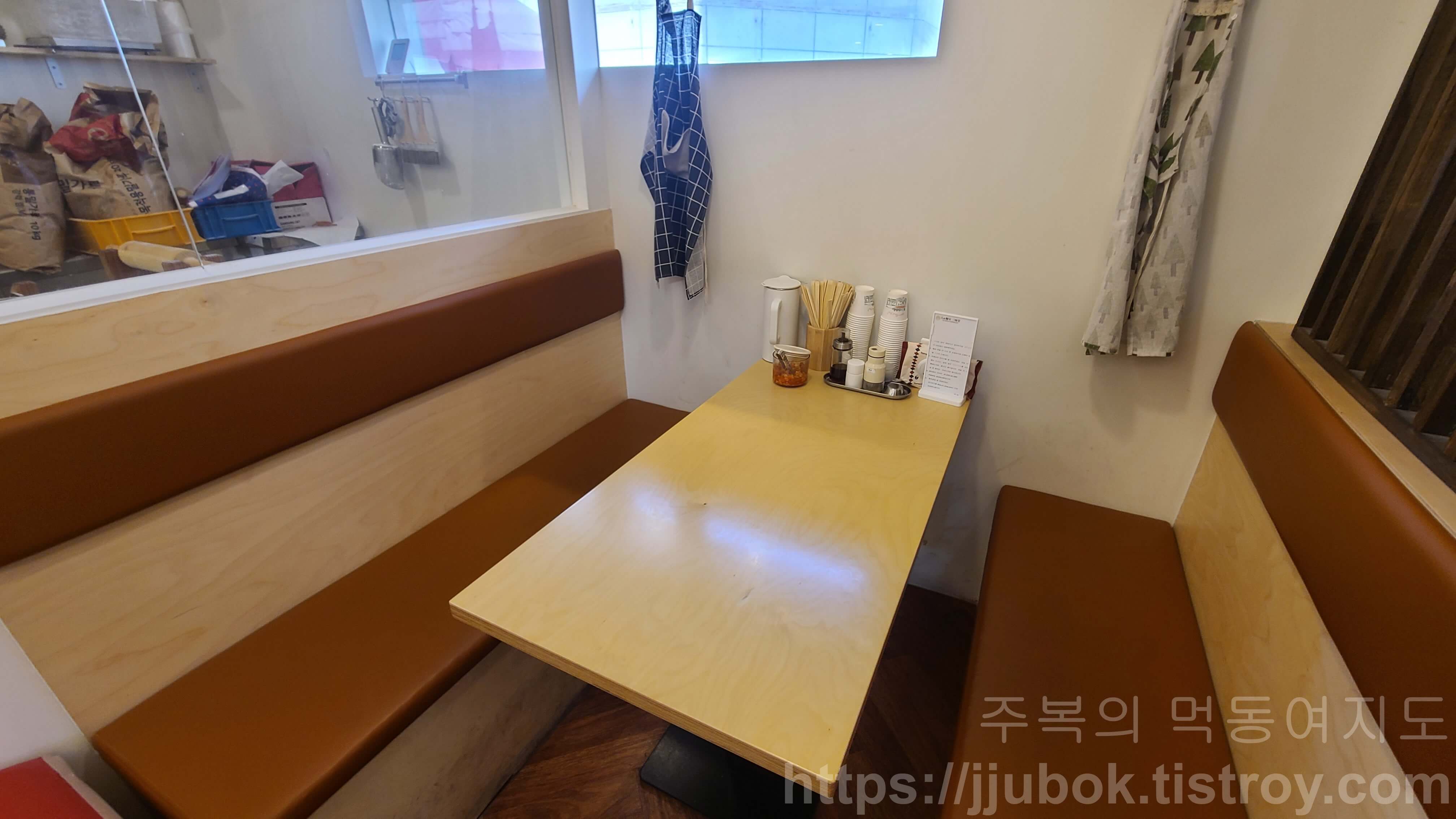 삼미당-구월동직영점-테이블