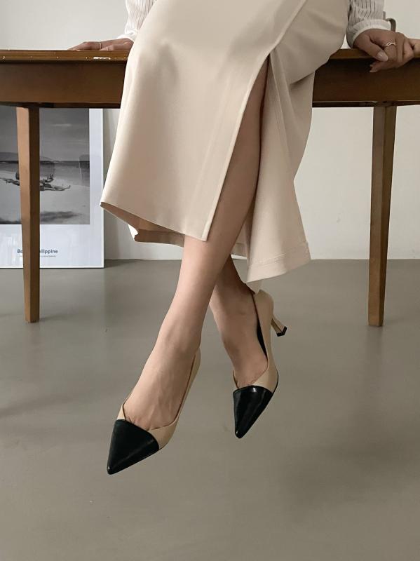 오드 콤비 투톤 배색 스틸레토힐 미들굽 여성 펌프스 구두