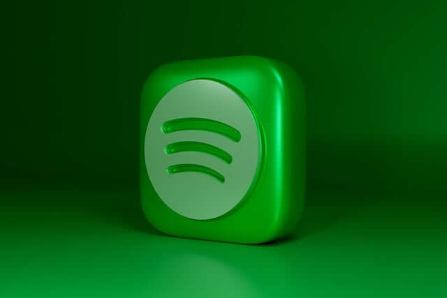 Spotify의 성공: 맞춤화, 독점, 통합