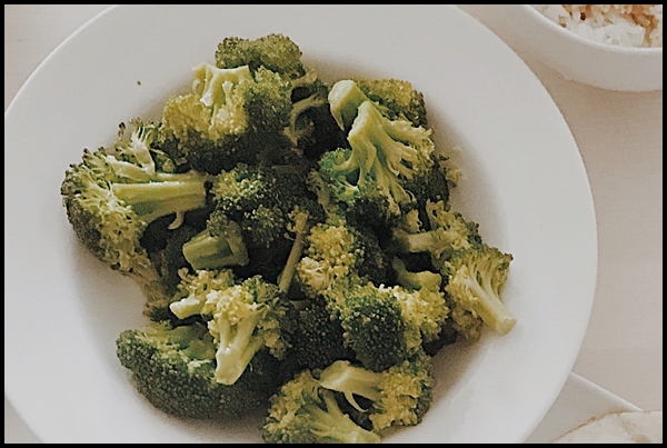 골다공증에 좋은 음식 BEST 8 골다공증에 좋은 음식 BEST 8