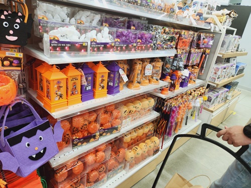 다이소 매장 큰곳 인천 송도트리플스트리트점