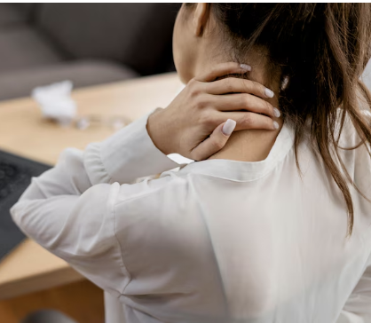 목디스크 증상 8가지 총정리 섬네일