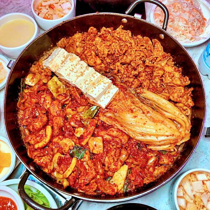 생방송투데이 노원 상계 수도권 최고의 노포 국물 닭갈비 맛집