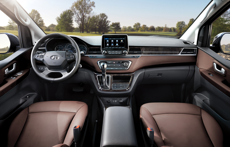 2020년 그랜드 스타렉스 1열 운전자석 사진