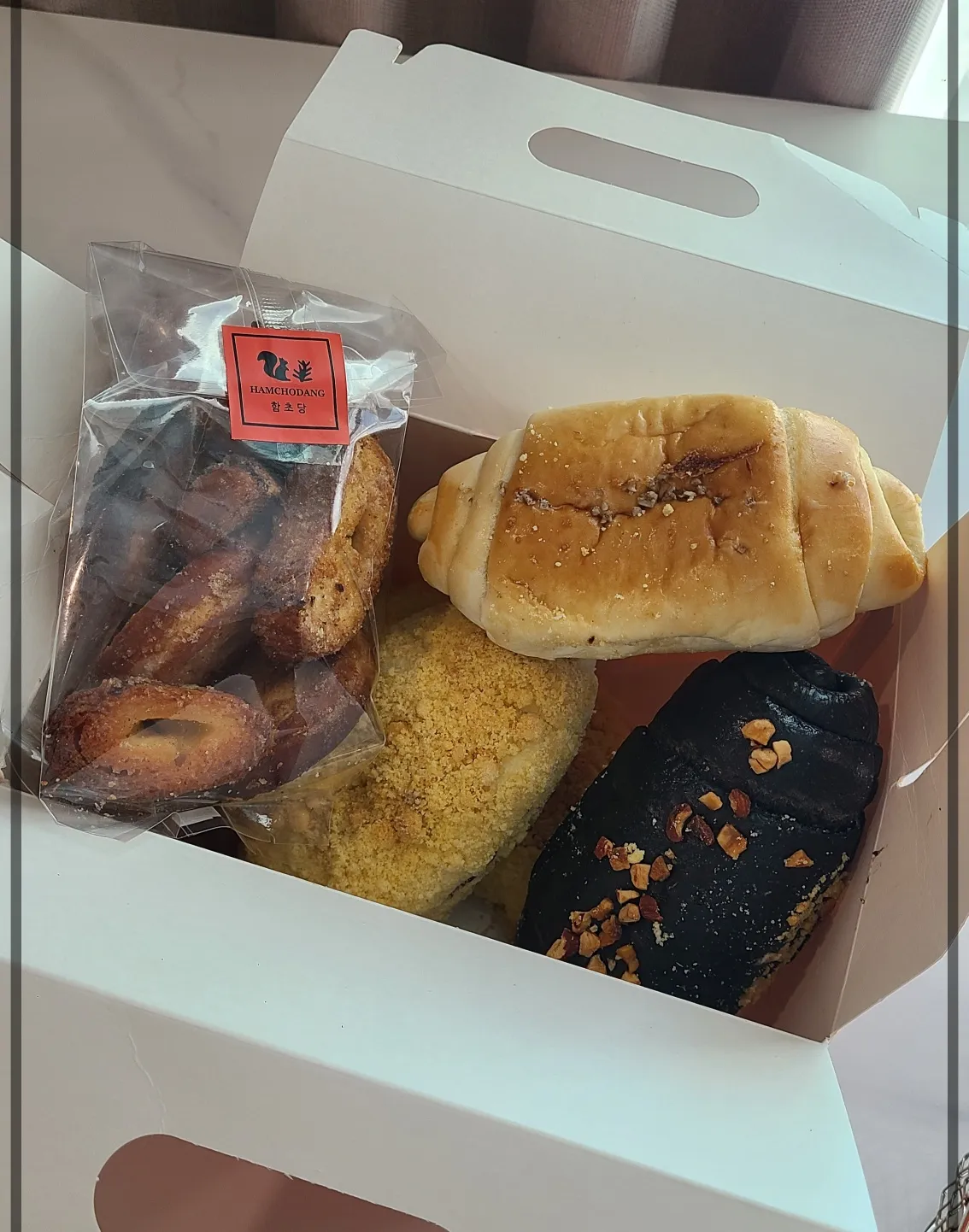 흰색박스속빵 소보로함초소금빵 함초소금빵러스크 먹물함초소금빵 함초소금빵