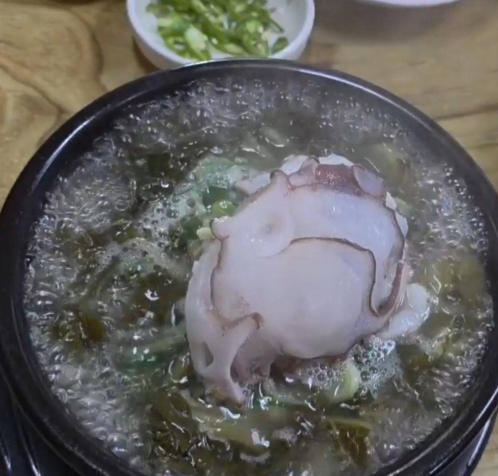 동네한바퀴-속초-문어와한우