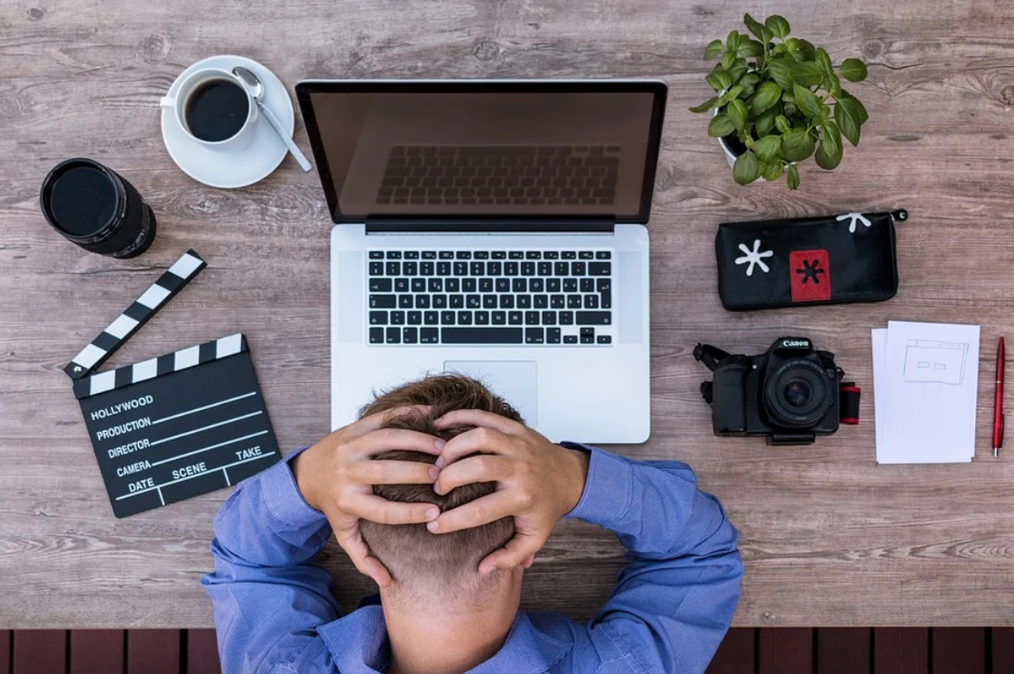 컴퓨터에서 삐삐~~~ 비프음이 계속 울리며 작동하지 않는 원인3