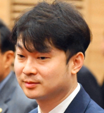 김동아 학폭 논란 이유 정리 | 김동아 국회의원 프로필 나이 고향 학력 재산 변호사 경력