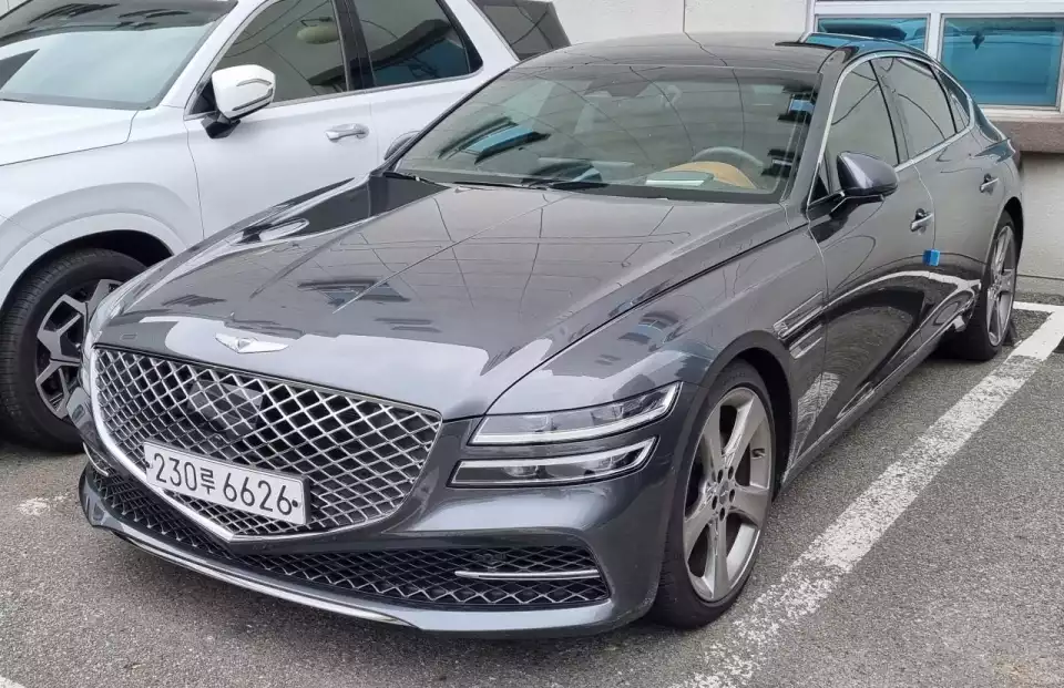 현대 드라이빙라운지 대구 동부에서 탔던 제네시스 G80 2.5T입니다.