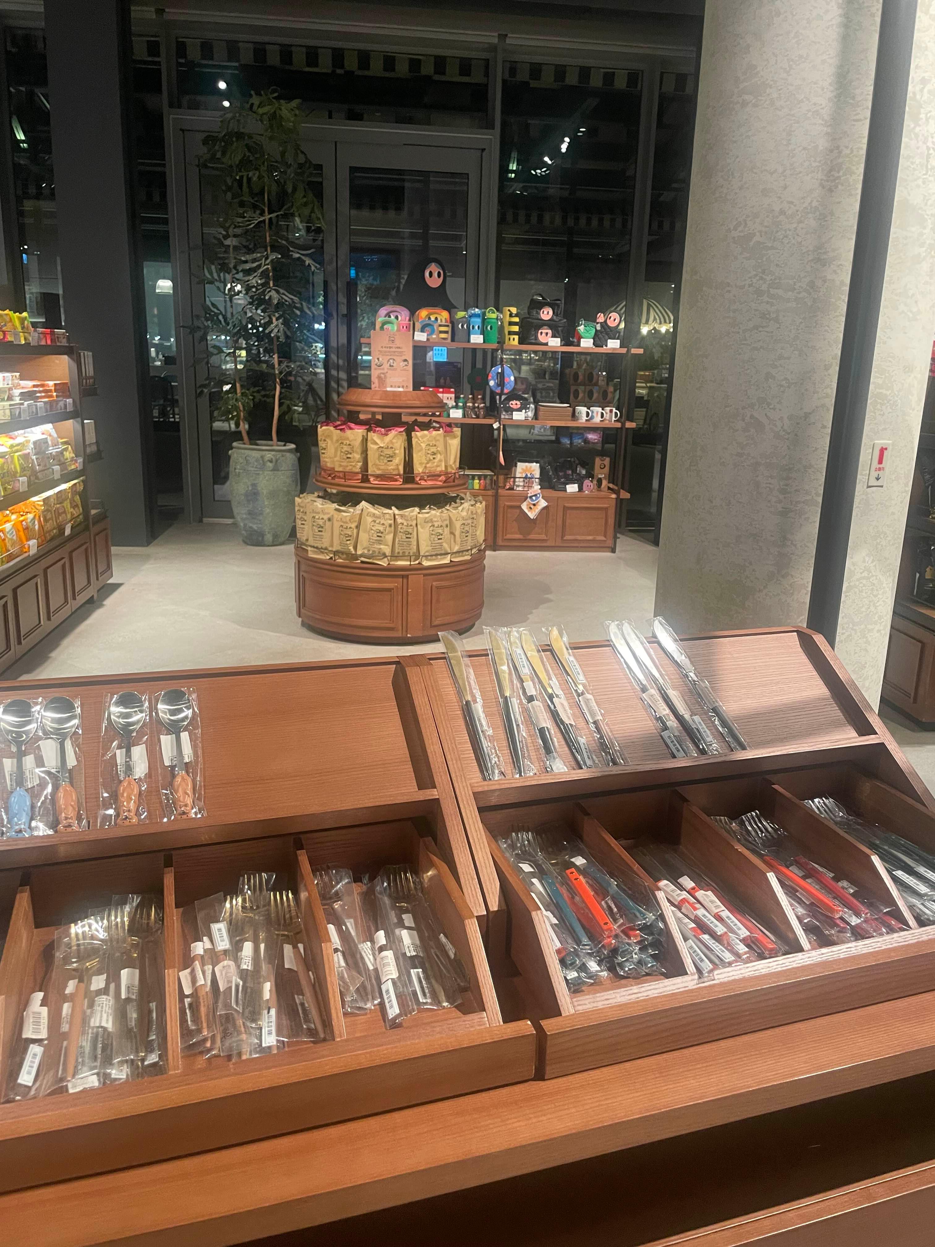 부산 기장 아난티 모비딕 마켓