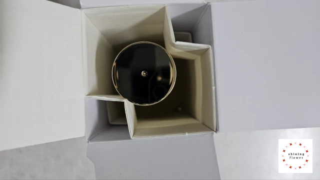 달바 화이트 트러플 퍼스트 오일 캡슐 세럼-박스 오픈 상단