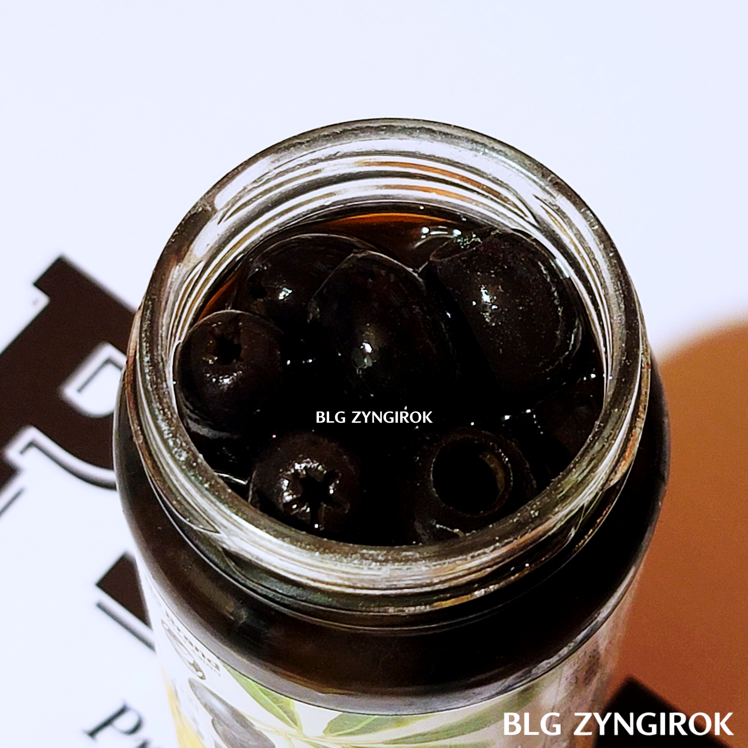 뚜껑을-연-노브랜드-올리브이다.