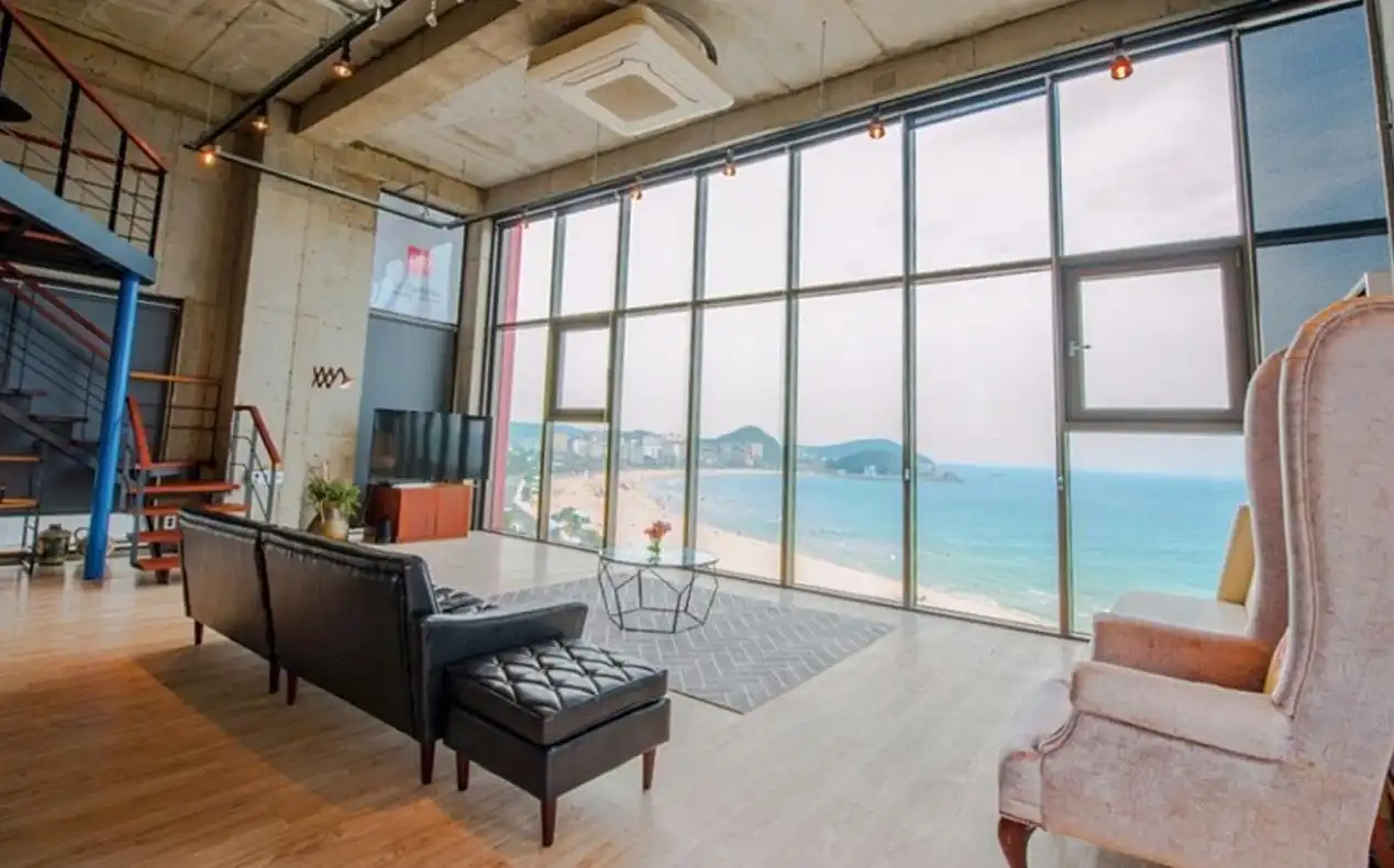 넛지567펜션-객실내부-오션뷰
