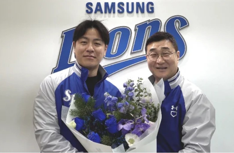 강민호 2년 최대 20억원 FA 도장 종신 삼성 선언