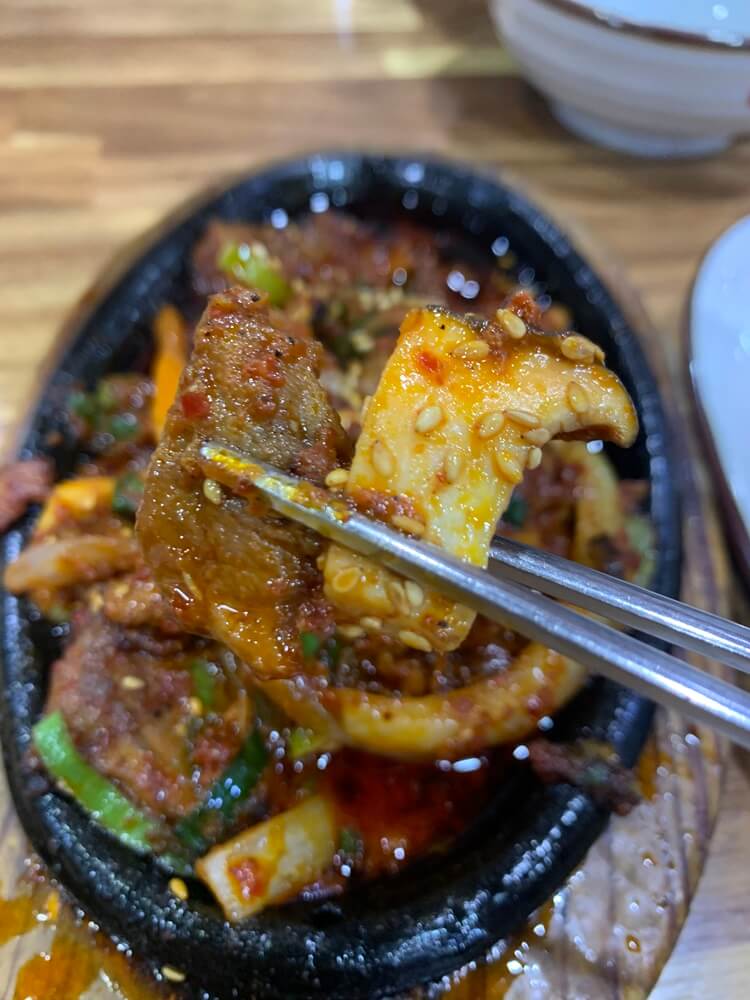 버섯과 제육볶음