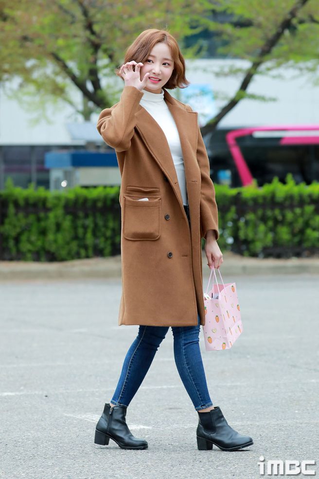 연우 모모랜드 데뷔