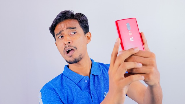 침수 핸드폰 수리 데이터 복구방법 골든타임 물에 빠진 핸드폰 수리비