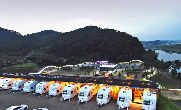 연천 알멕스랜드캠핑장. 경기도 연천군 왕징면 왕산로 218번길 25-100