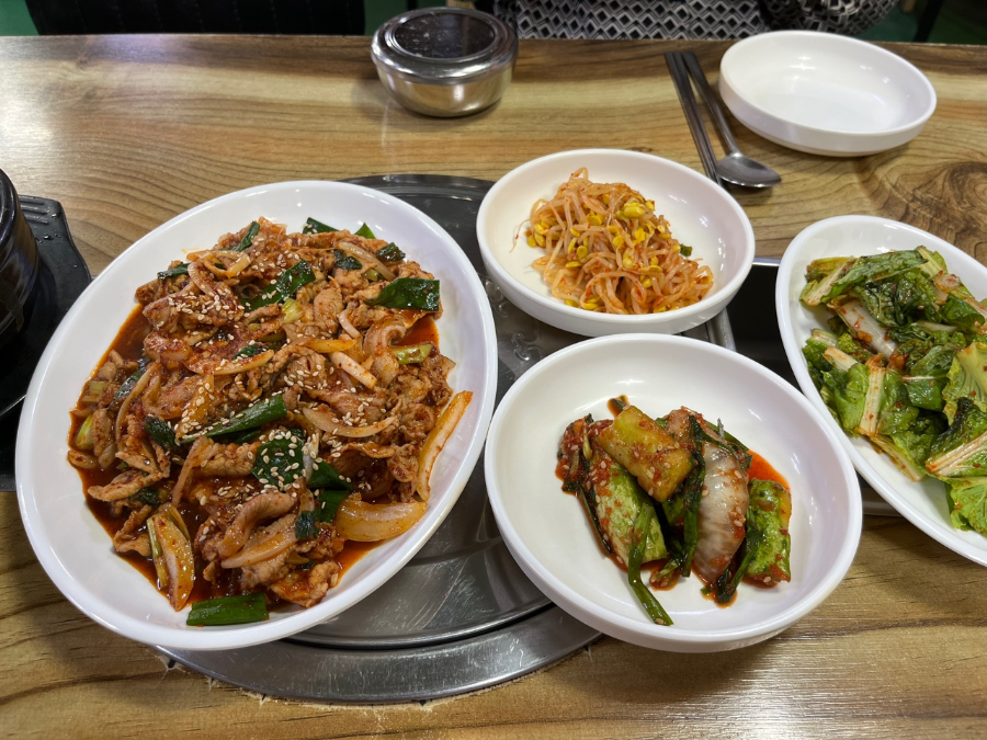 큰나무식당 제육볶음 근접 사진