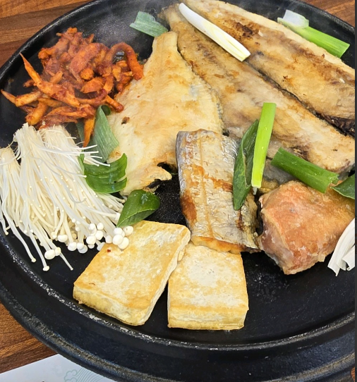 솥뚜껑 생선구이 대표 메뉴