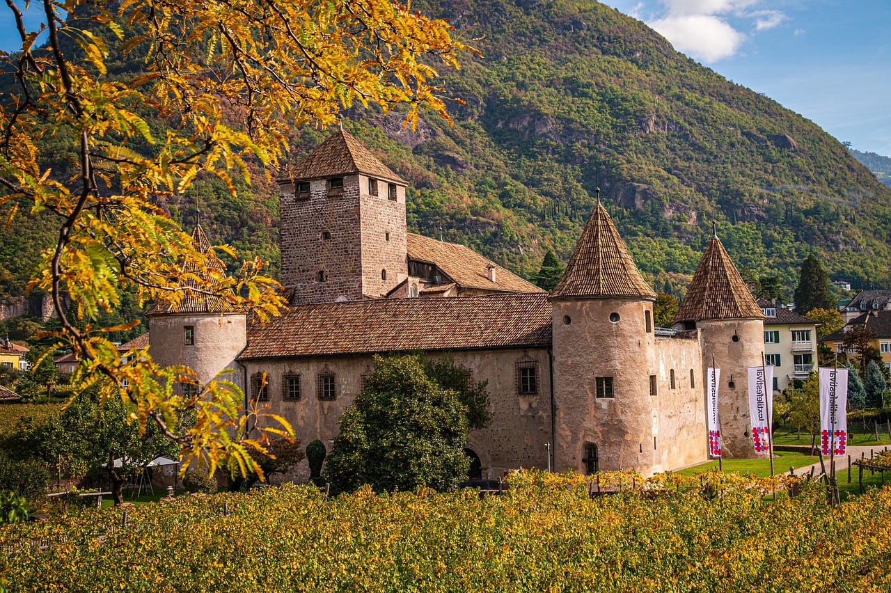 숨은 소도시 가을 여행지 사진
