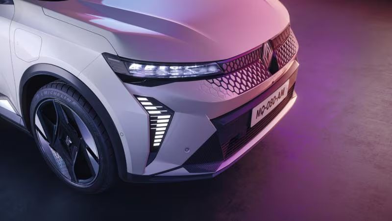 르노코리아 세닉 E-Tech