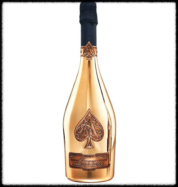 스페이드 모양이 있는 금색의 예쁜 샴페인 병