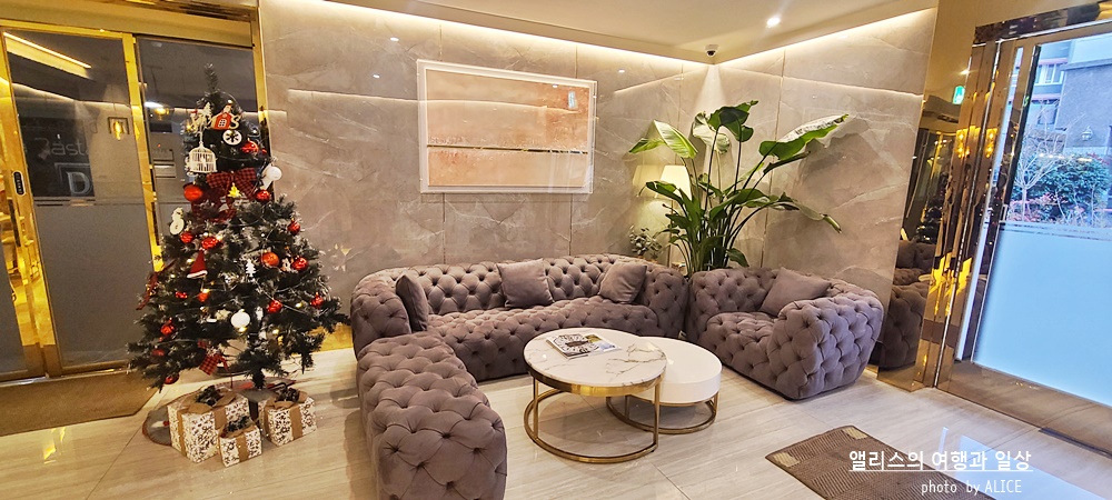 부산사직동 호텔 추천 덴바스타 시그니처 호텔 디럭스 커플PC룸 온천수 공급