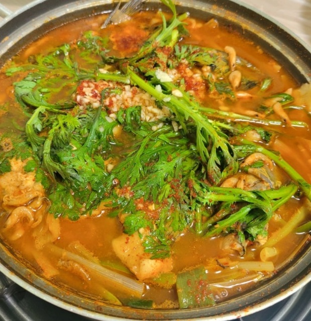 사노라면-여주-강천-매운탕-민물고기-굴암매운탕-매운탕집부부의속끓이는후계수업