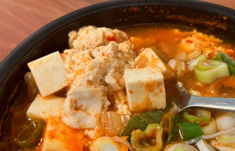 백반기행임실치즈순두부사진