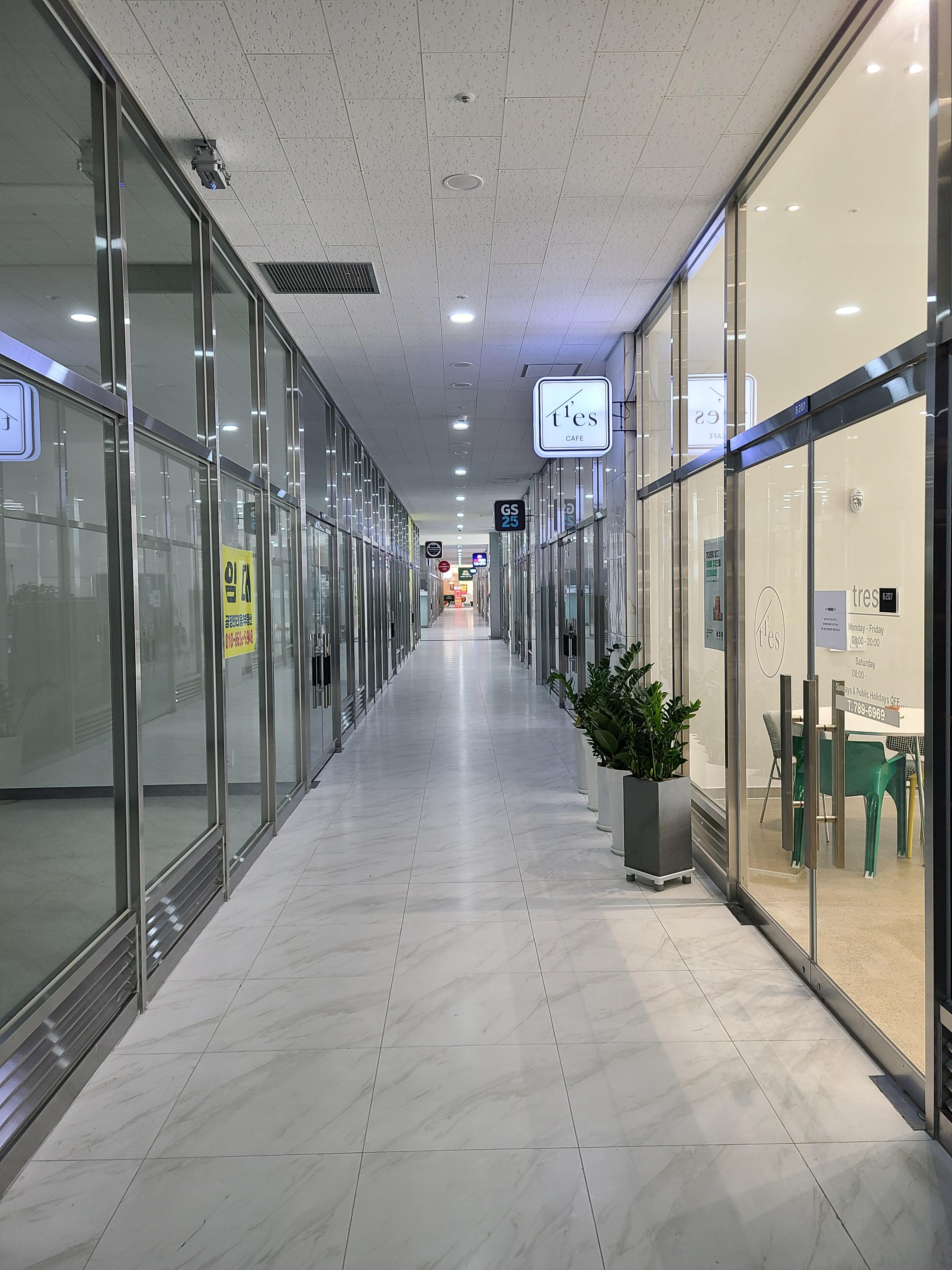 센트럴비즈타워 2차 지하2층 내부5