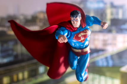 마블과 DC 영화 스타일 차이