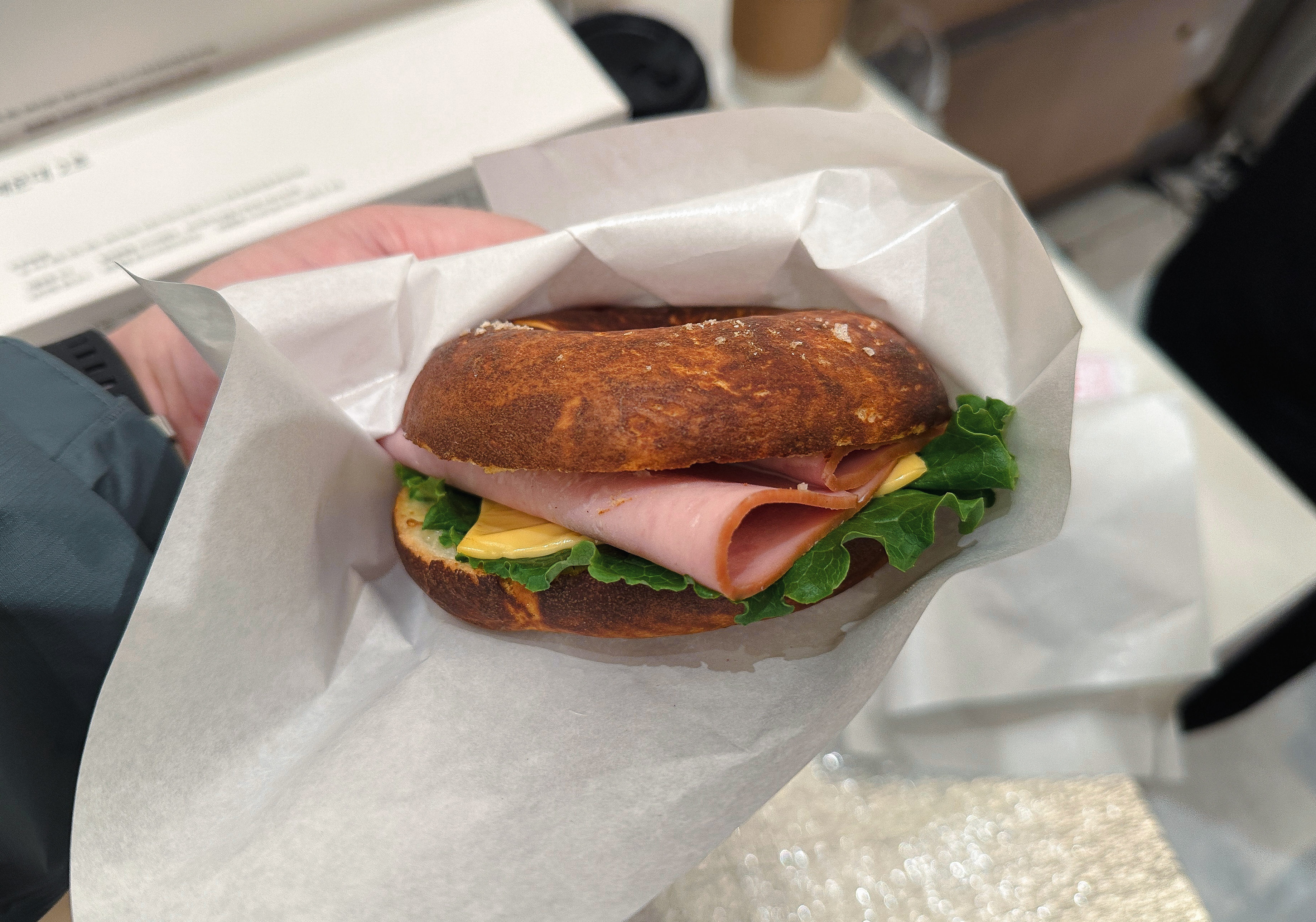 브라우터 샌드위치