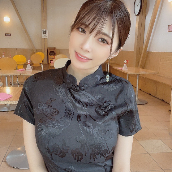 치파오를 입은 츠바사 마이(Mai Tsubasa) 사진