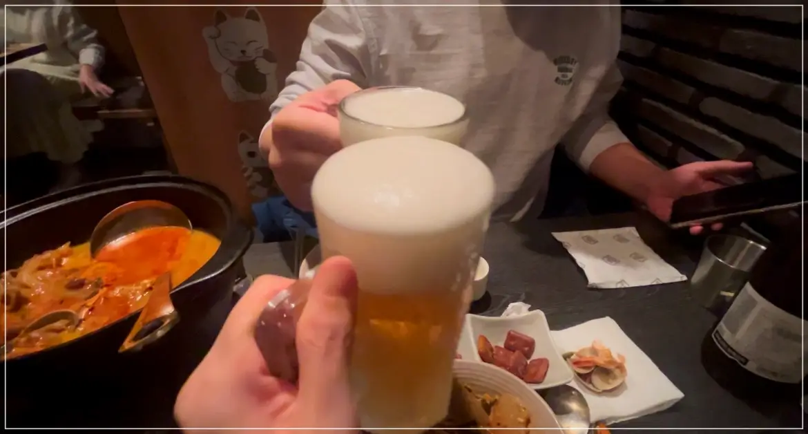 여의도역-나니이자카야-나카사키-해물-나베-와-함께-아사히-생맥주-짠하는-모습