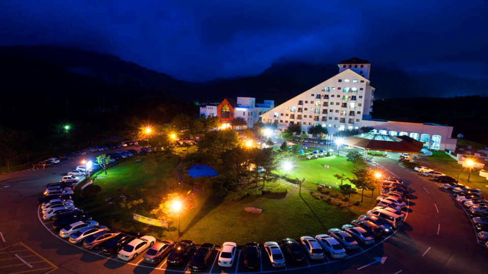 설악 온천 사계절 눈썰매장